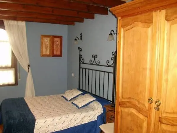 Casa De Labranza Ria De Castellanos Penzion 4*