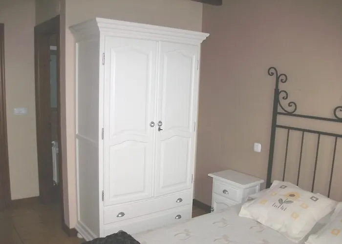 Casa De Labranza Ria De Castellanos 4*