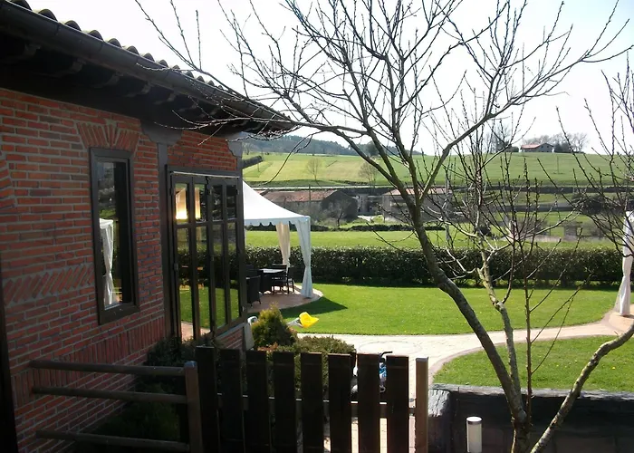 Casa De Labranza Ria De Castellanos 4*