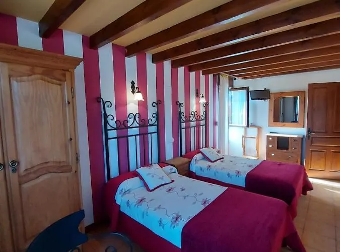 בית הארחה Casa De Labranza Ria De Castellanos 4*